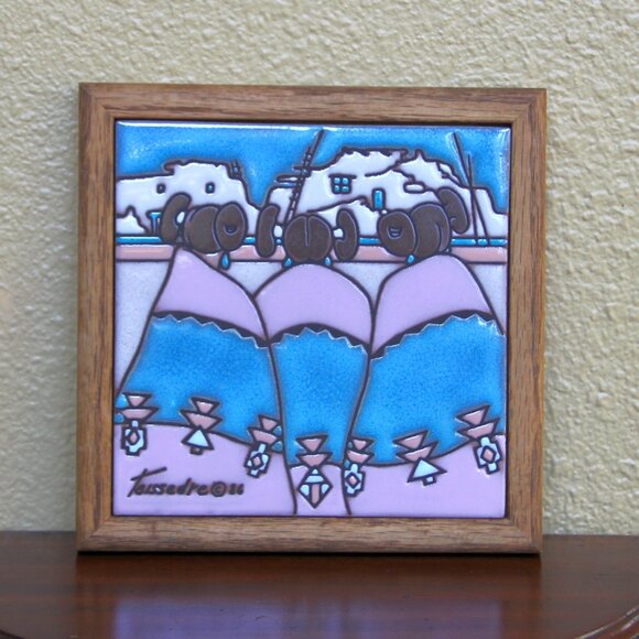 1986 Cleo Teissedre Tile Trivet of Three Navajo Women in Pink and Light Blue - Picture 1 of 9